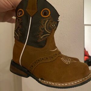 Brown Kids Cowboy Boots. Size baby 2.5